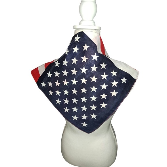 NEW 12 beautiful Large 22 inch Made in the USA Red-White-Blue Handkerchief Scarf - Picture 10 of 12